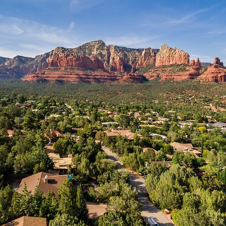 Sedona Dream Estate Offers Elevated Red Rock Views From Deck & Hot Tub Serene, Outdoor Fun! Villa Exterior photo