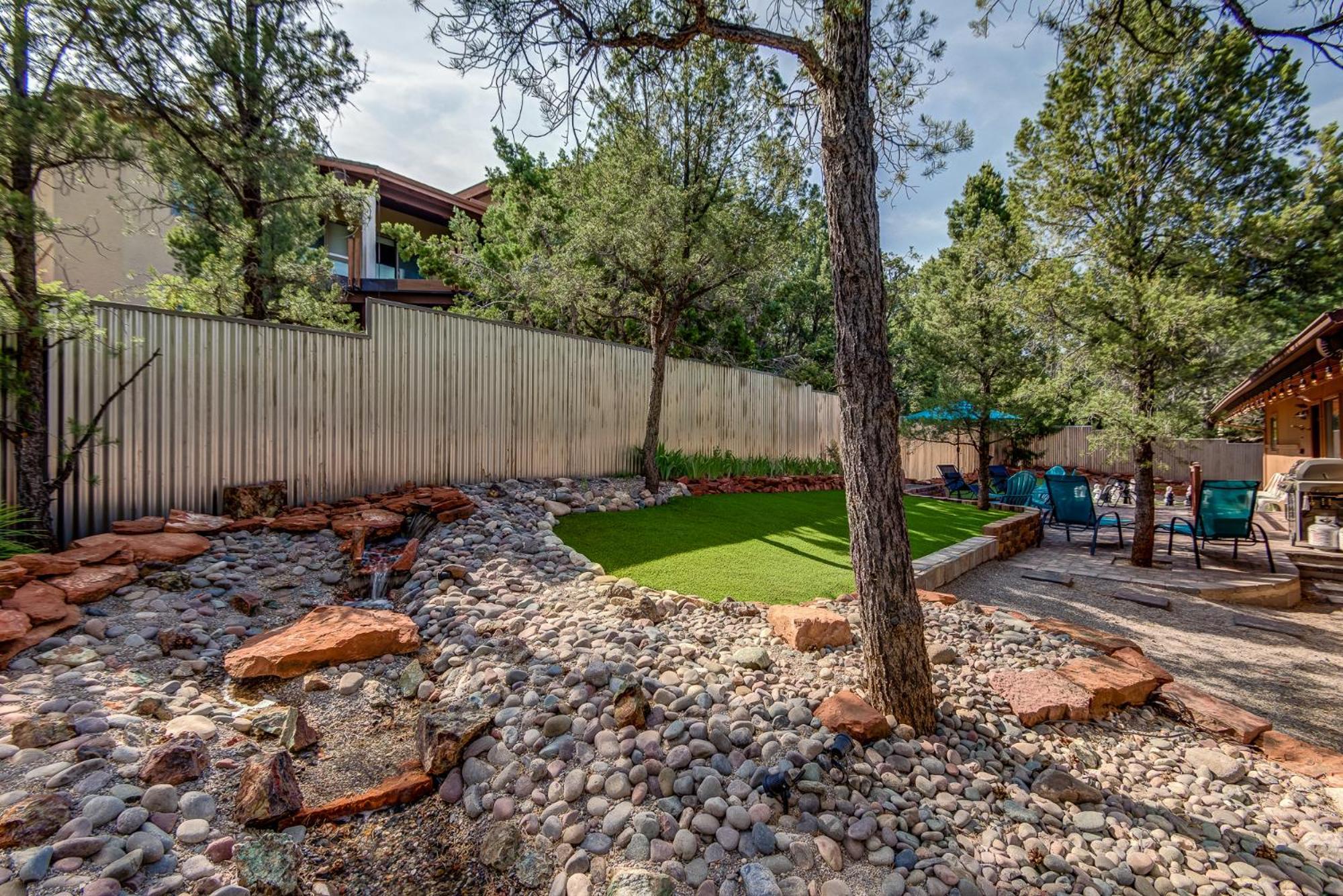 Sedona Dream Estate Offers Elevated Red Rock Views From Deck & Hot Tub Serene, Outdoor Fun! Villa Exterior photo