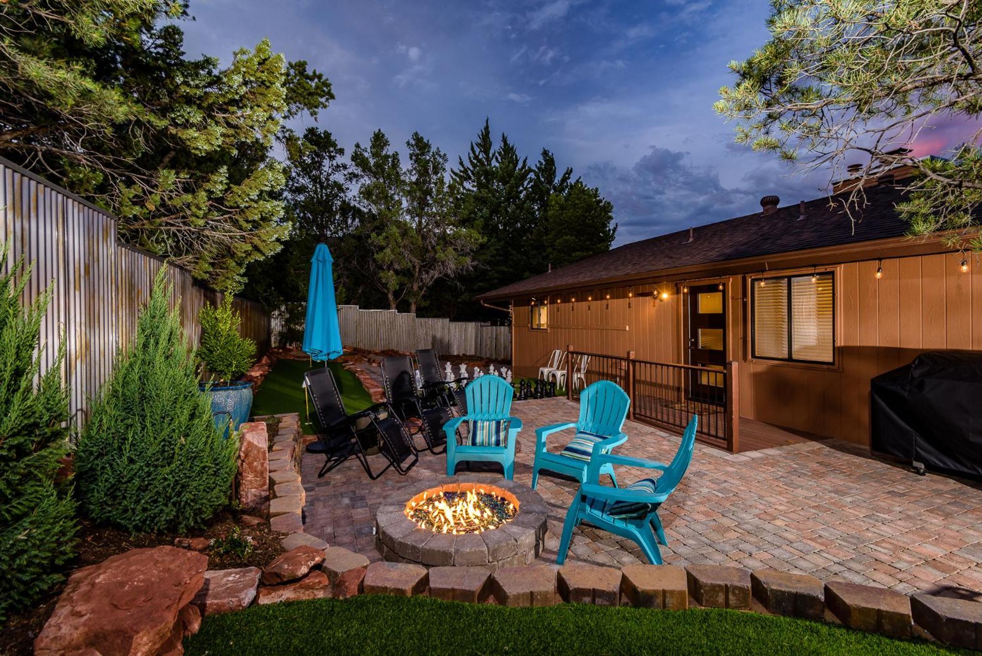 Sedona Dream Estate Offers Elevated Red Rock Views From Deck & Hot Tub Serene, Outdoor Fun! Villa Exterior photo